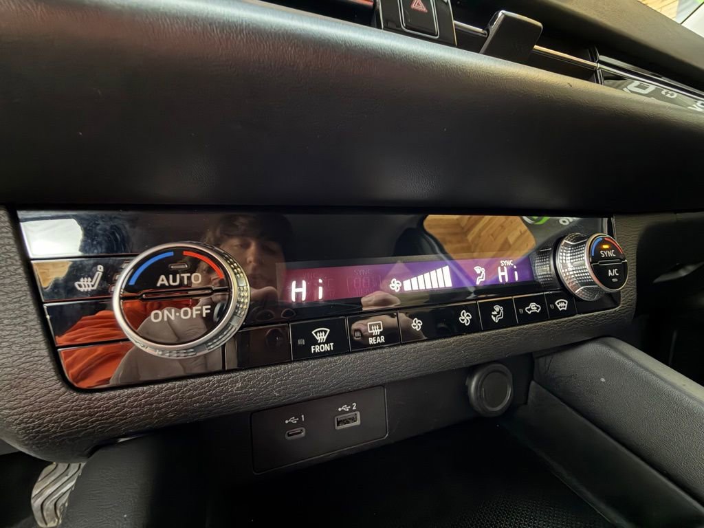 Used 2023 Mitsubishi Outlander SE image 24