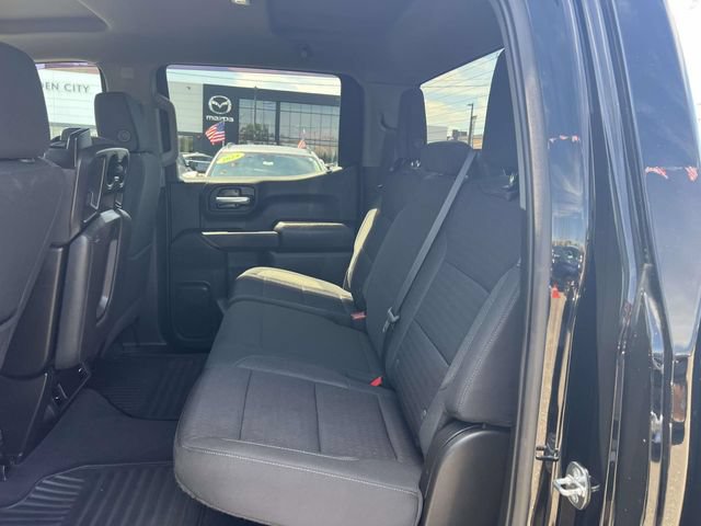 Certified 2022 Chevrolet Silverado 1500 Custom w/ LPO, Dark Essentials Package AWD/4WD image 15