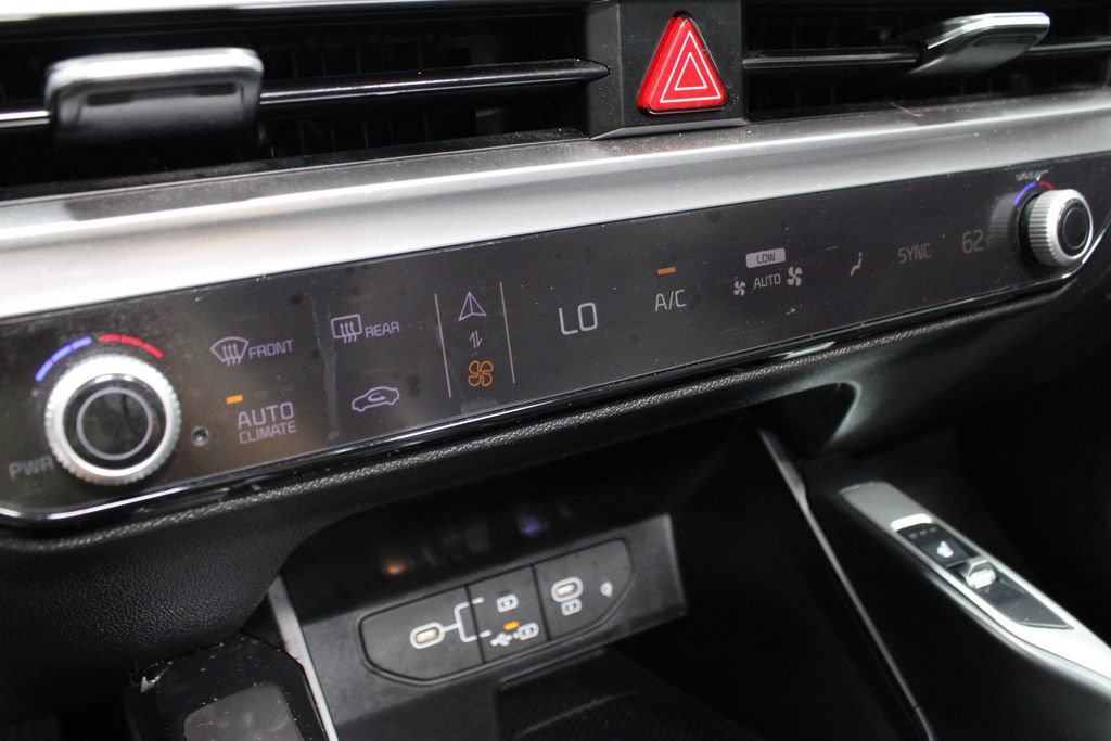 Used 2024 Kia Sorento X-Line EX AWD/4WD image 30