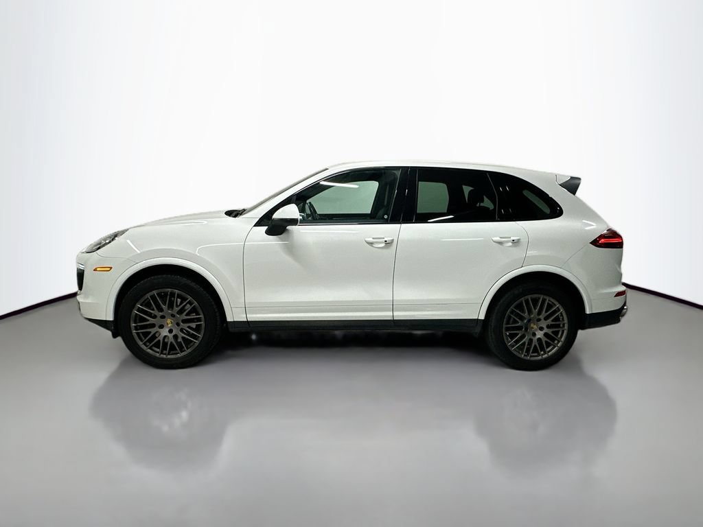Certified 2018 Porsche Cayenne Platinum Edition AWD/4WD image 2