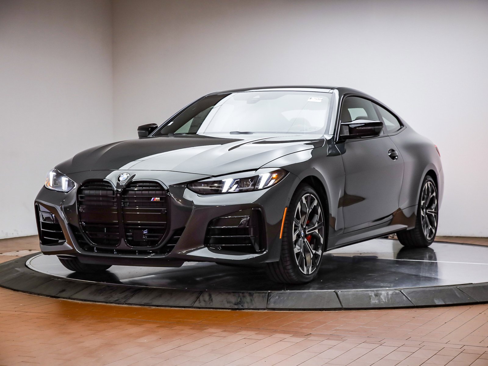 New 2026 BMW 440i xDrive Coupe w/ Premium Package image 1