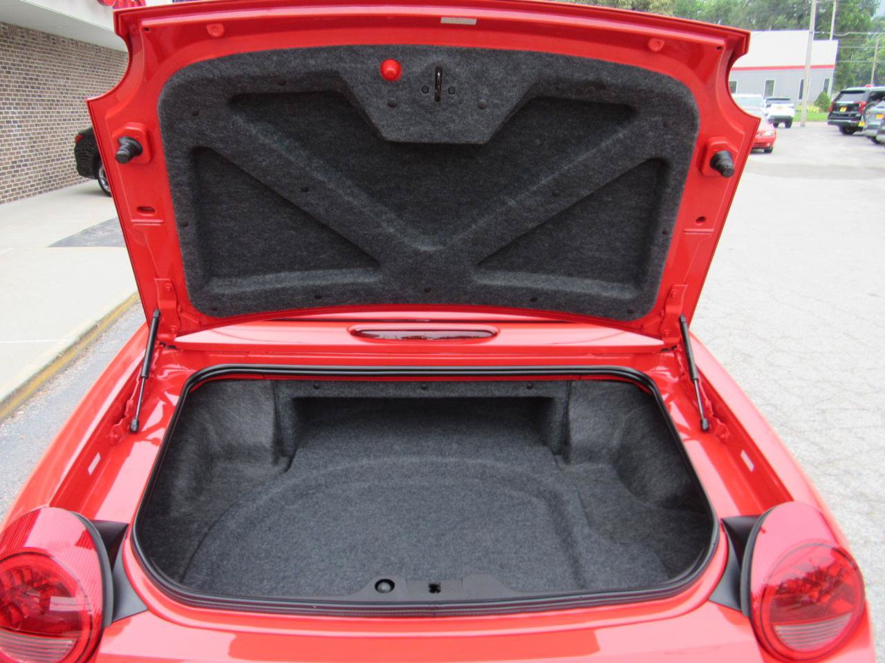Used 2002 Ford Thunderbird RWD image 12