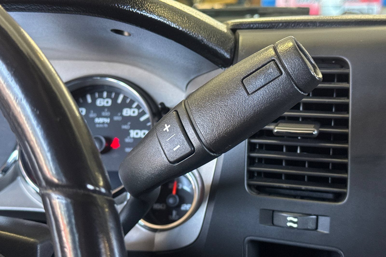 Used 2011 Chevrolet Silverado 1500 LT w/ All-Star Edition RWD image 32