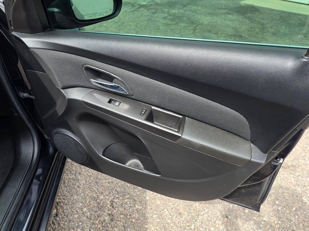 Used 2015 Chevrolet Cruze LT FWD image 31