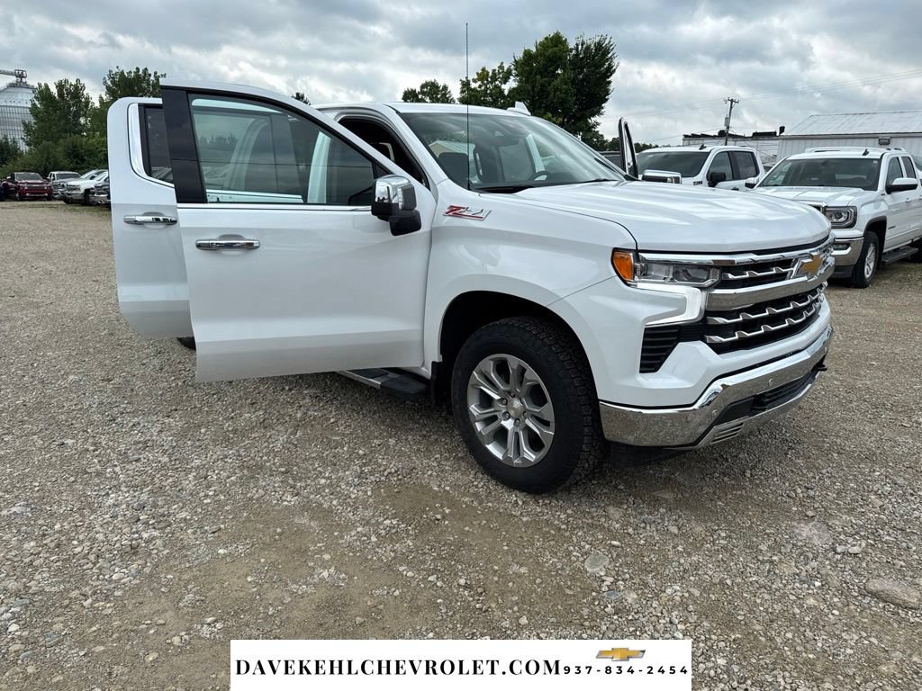 Used 2024 Chevrolet Silverado 1500 LTZ w/ LTZ Premium Package AWD/4WD image 38