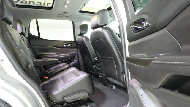 Used 2017 GMC Acadia SLT image 11
