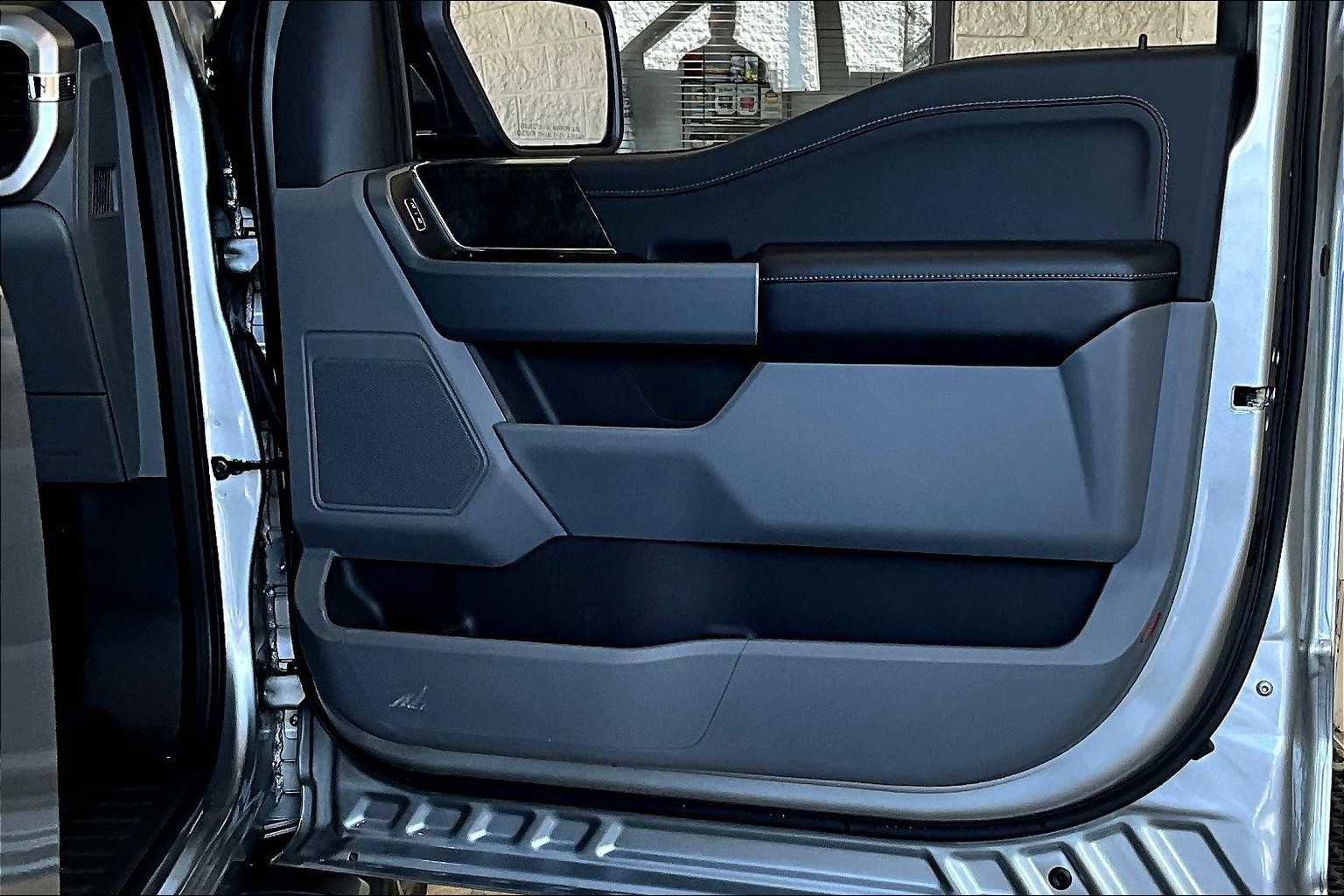 Used 2023 Ford F150 XLT w/ Equipment Group 301A Mid image 17