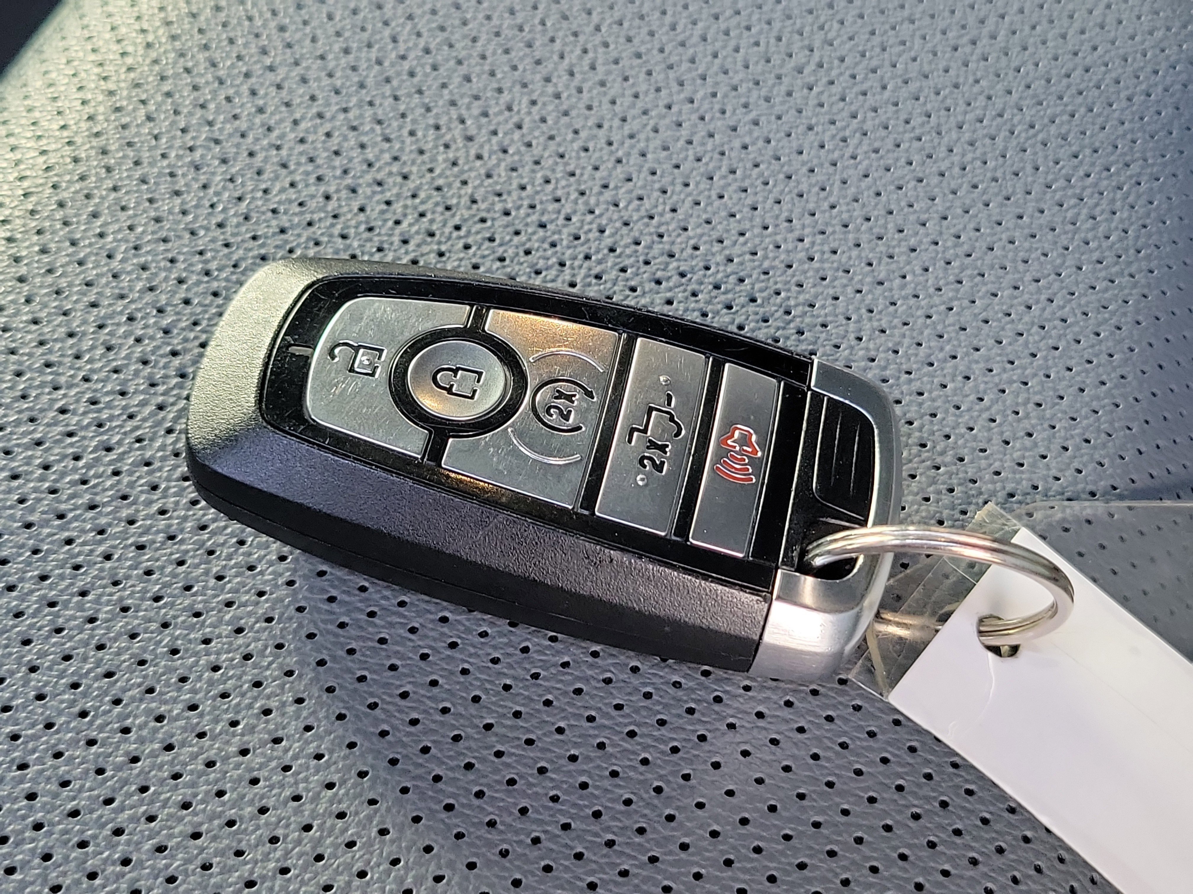 Used 2023 Ford F150 Lariat image 33