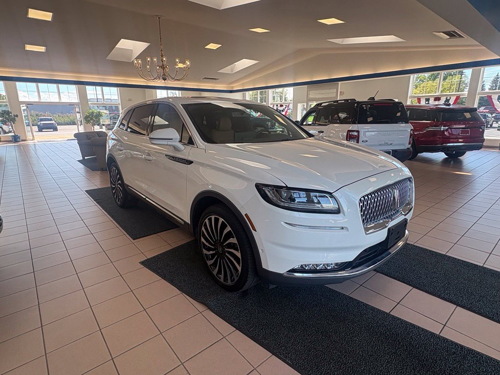 Used 2023 Lincoln Nautilus Black Label AWD/4WD image 7