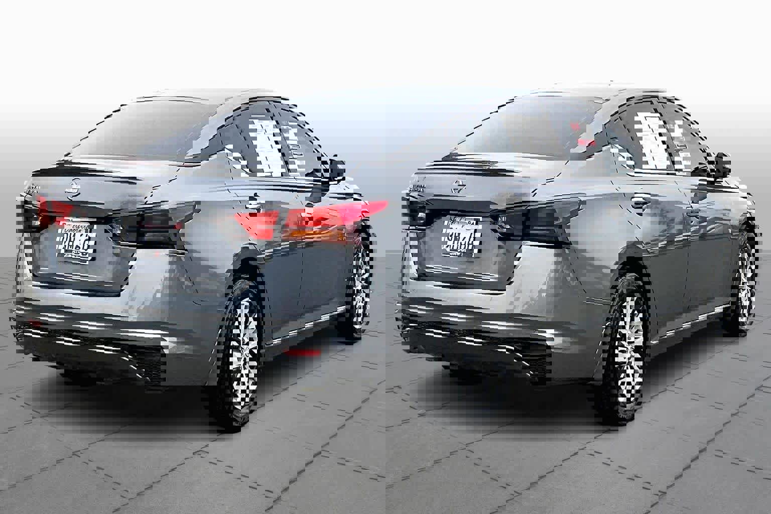 Used 2023 Nissan Altima 2.5 S image 12