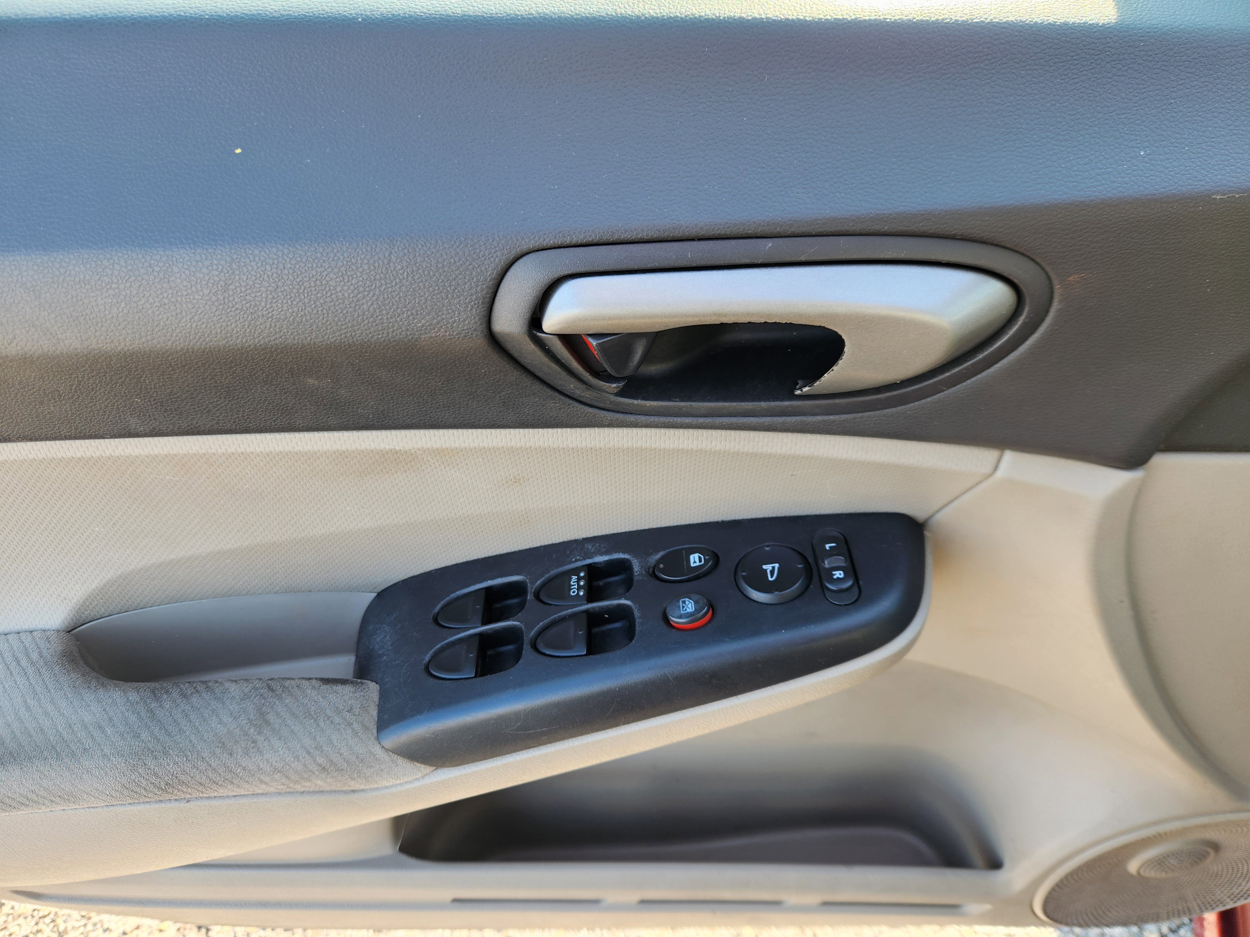 Used 2011 Honda Civic LX image 15