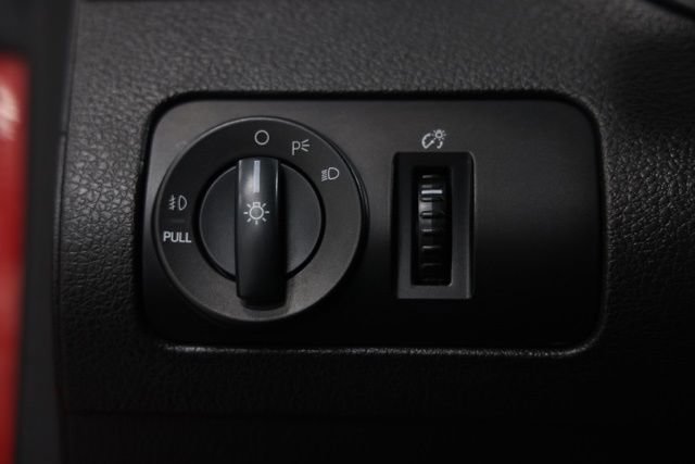 Used 2008 Ford Mustang Shelby GT500 RWD image 25