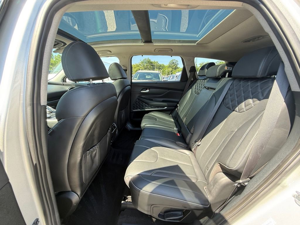 Used 2022 Hyundai Santa Fe Limited AWD/4WD image 23