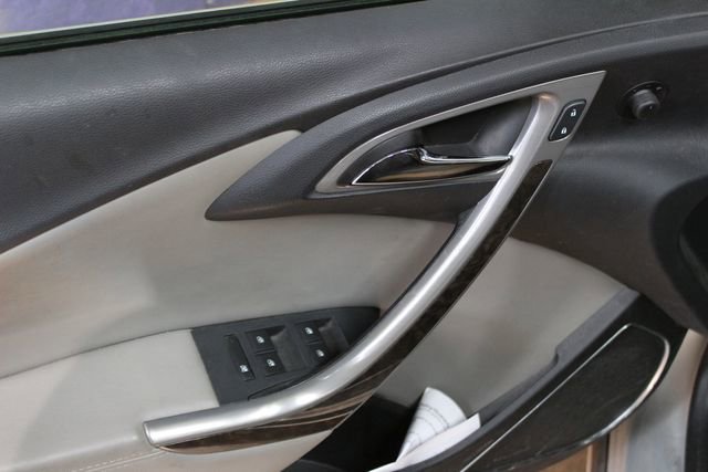 Used 2017 Buick Verano FWD image 11