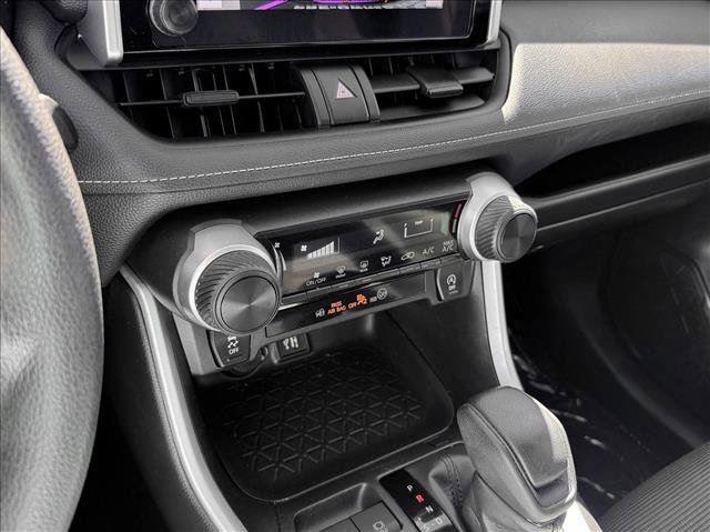 Used 2024 Toyota RAV4 LE image 16