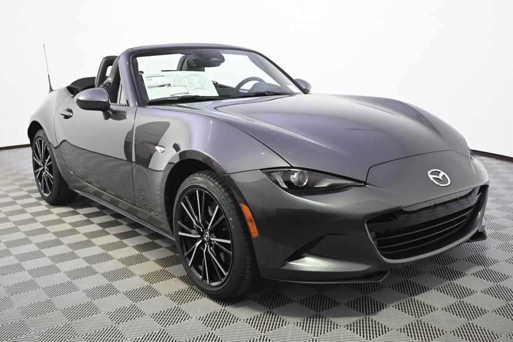 Used 2025 MAZDA MX-5 Miata Grand Touring RWD image 14