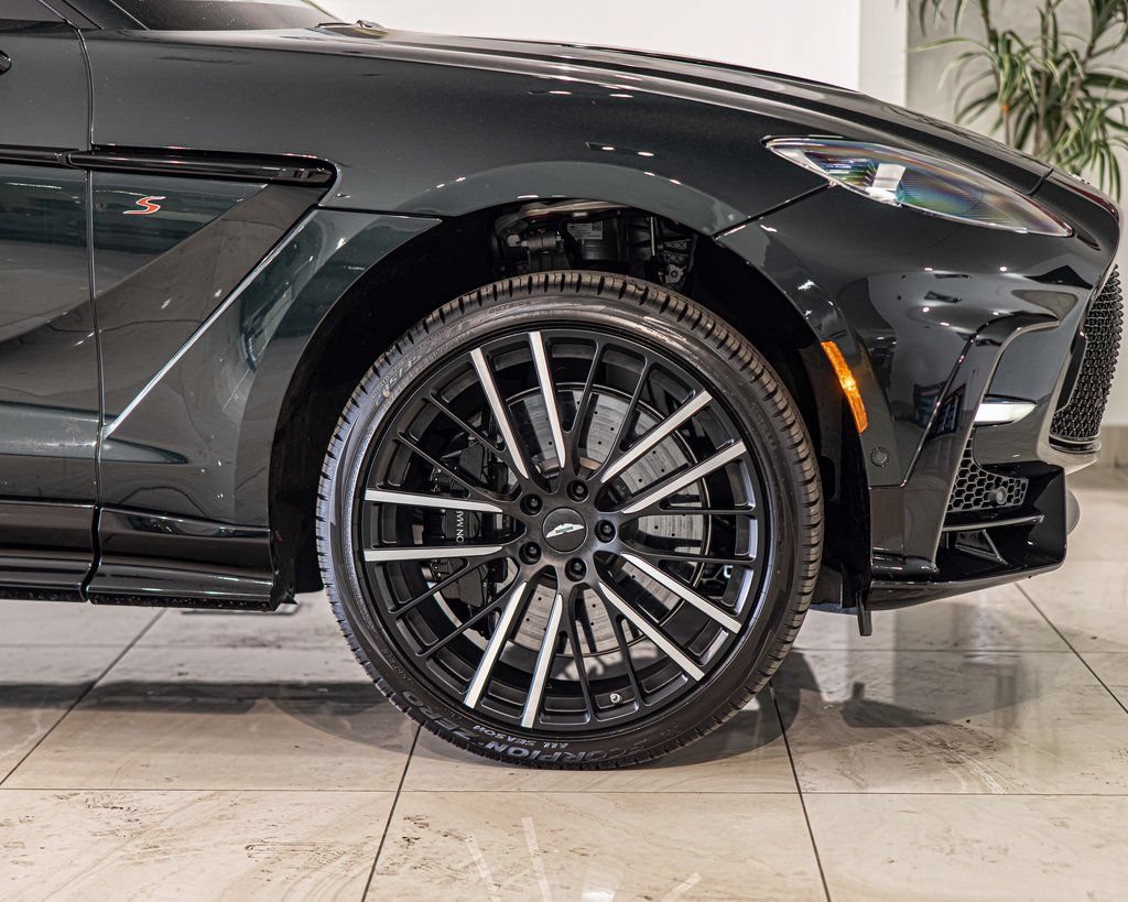 New 2026 Aston Martin DBX 707 AWD/4WD image 10