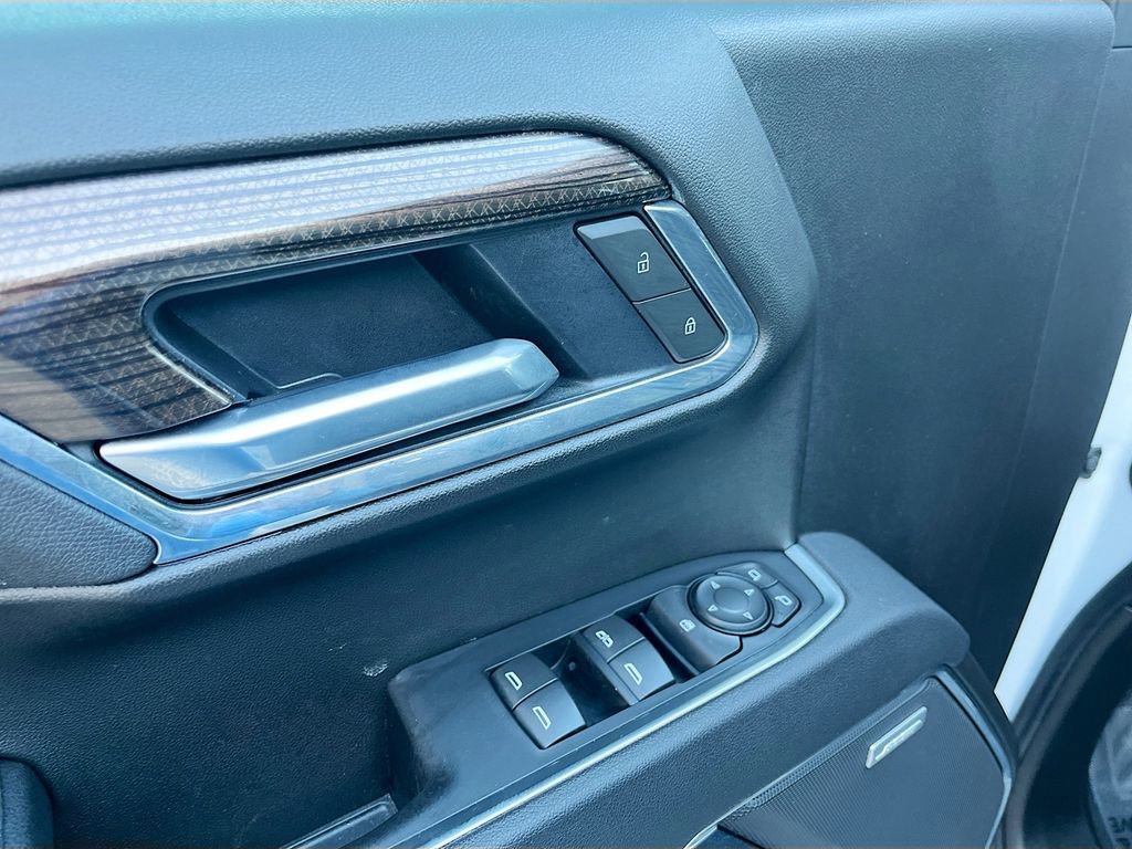 Used 2025 Chevrolet Silverado 1500 LT Trail Boss w/ Convenience Package II image 18