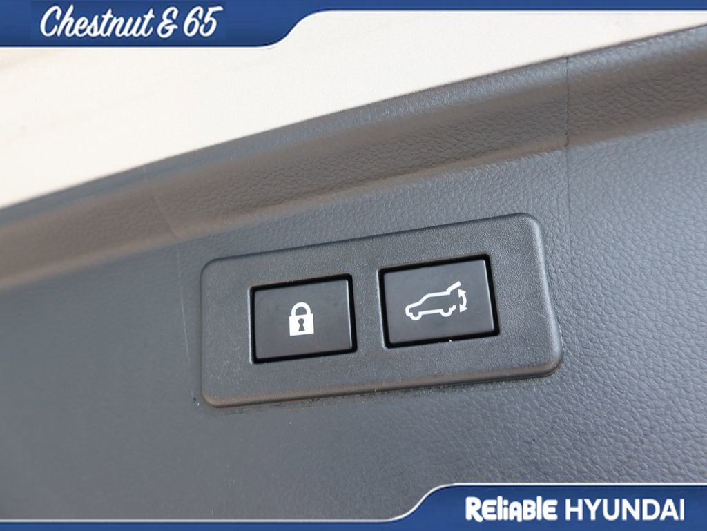 Used 2023 Subaru Outback Premium AWD/4WD image 17