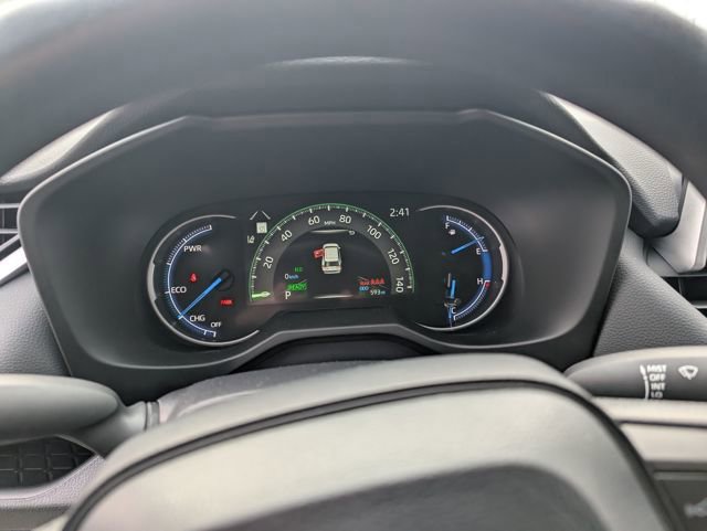 Used 2025 Toyota RAV4 LE image 21