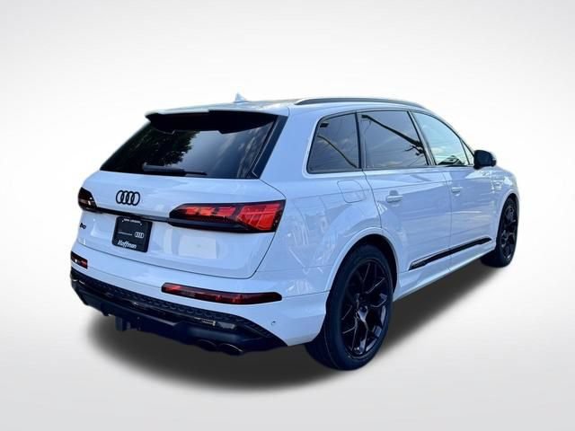 Certified 2025 Audi SQ7 Prestige AWD/4WD image 10
