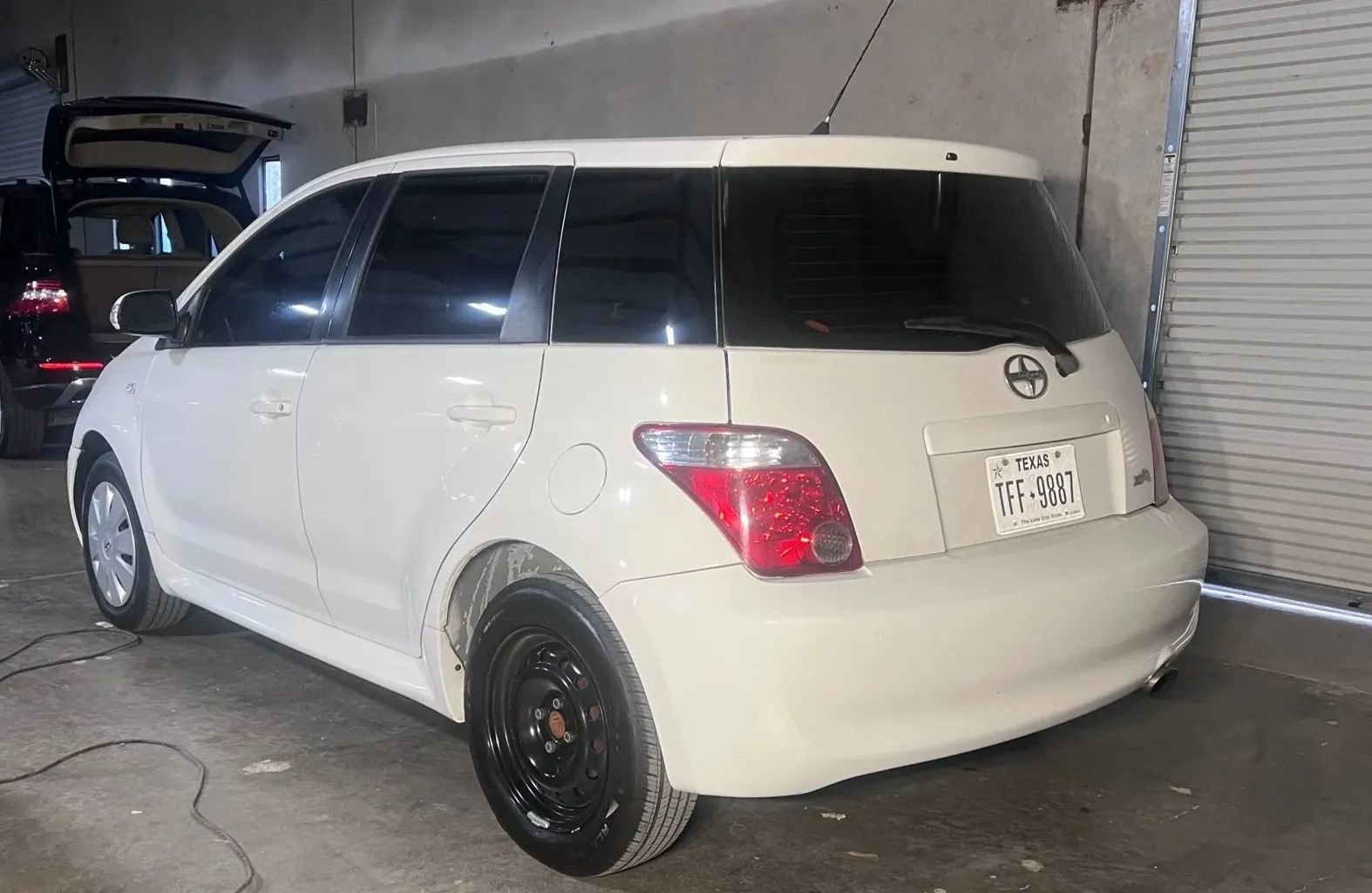 Used 2006 Scion xA Hatchback 4D image 6