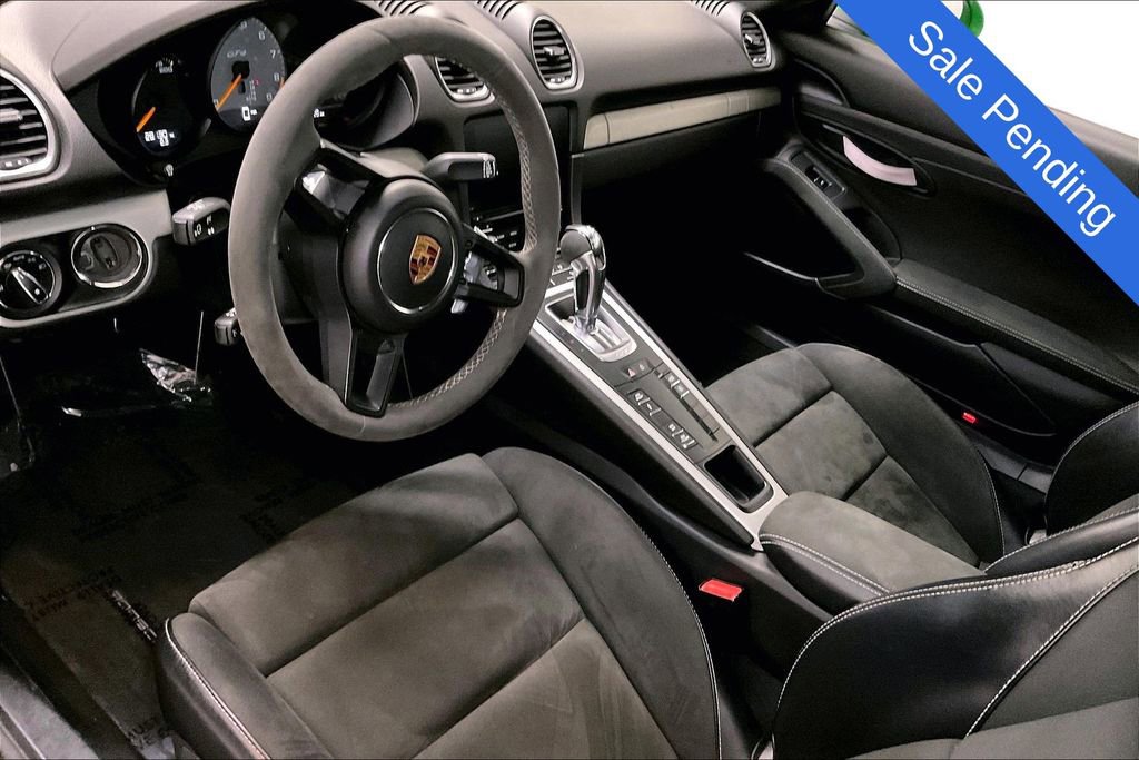Used 2022 Porsche 718 Cayman GT4 RWD image 7