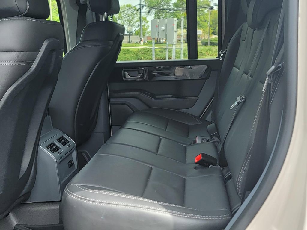Used 2025 INEOS Grenadier AWD/4WD image 15