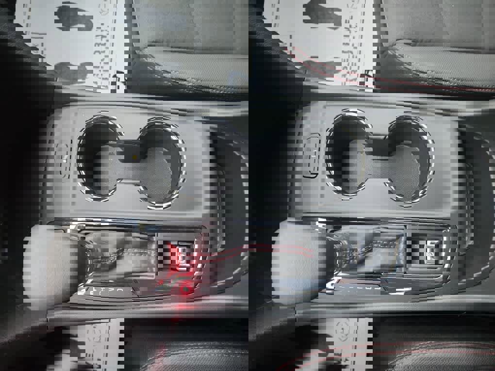 Used 2022 Chevrolet Equinox RS image 24