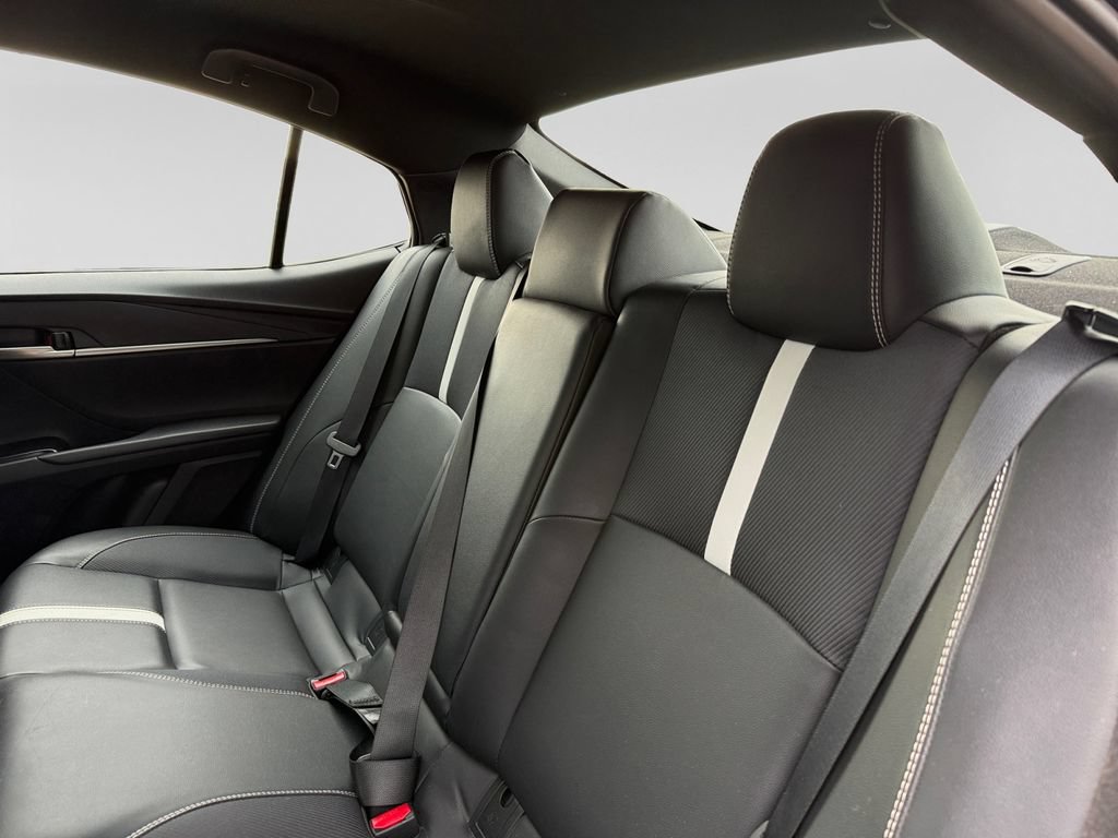 Used 2025 Toyota Camry SE FWD image 34