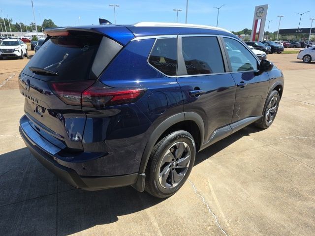 Used 2025 Nissan Rogue SV w/ SV Premium Package FWD image 9
