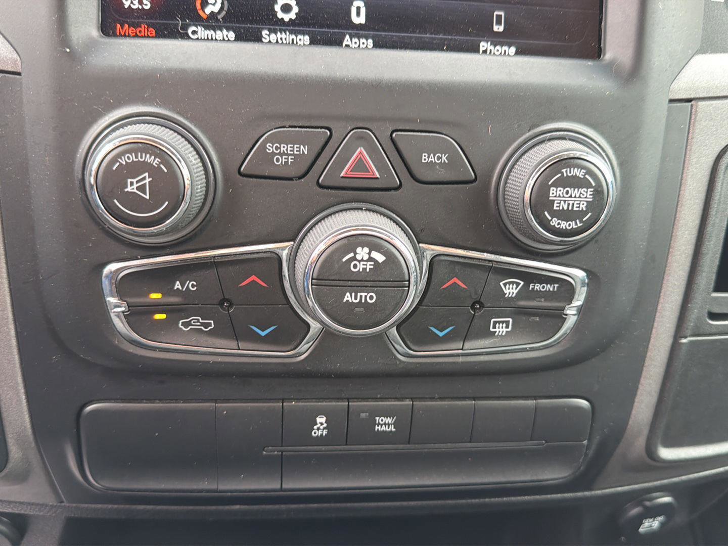 Used 2021 RAM 1500 Tradesman w/ Chrome Plus Package RWD image 18