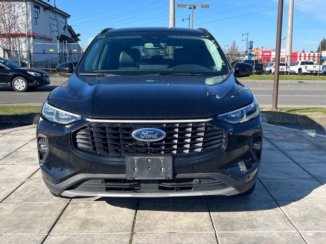 Used 2024 Ford Escape Platinum image 4