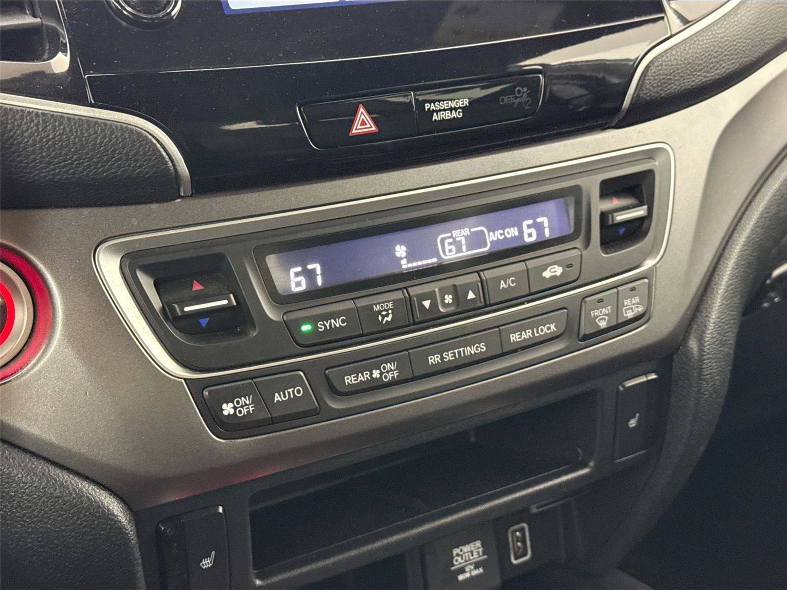 Used 2022 Honda Pilot Sport image 23