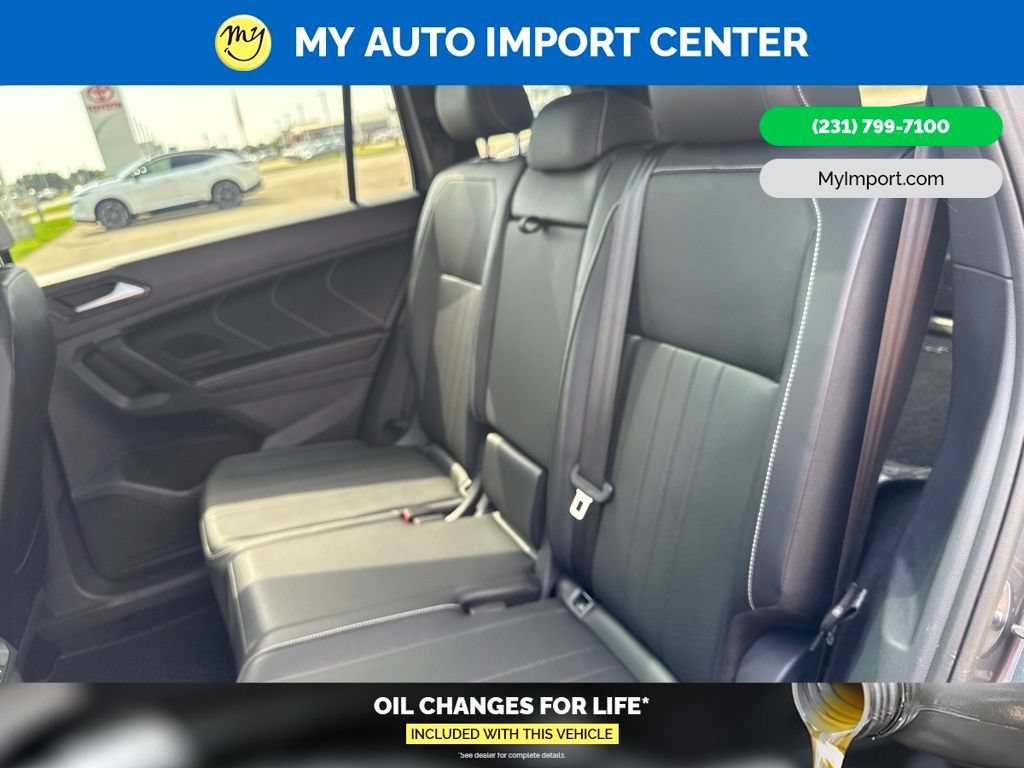 Used 2024 Volkswagen Tiguan SE R-Line AWD/4WD image 25