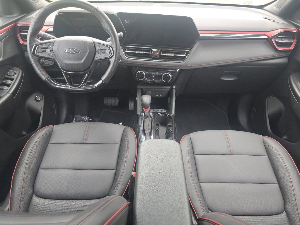 Used 2024 Chevrolet TrailBlazer RS w/ Convenience Package image 20