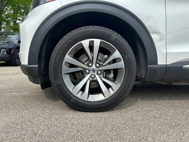 Used 2020 Ford Explorer Platinum w/ Premium Technology Package AWD/4WD image 12