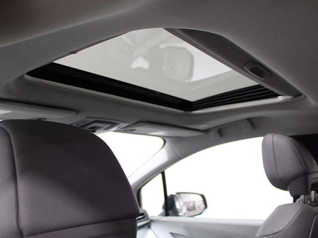 Certified 2026 Toyota Sienna XLE FWD image 10