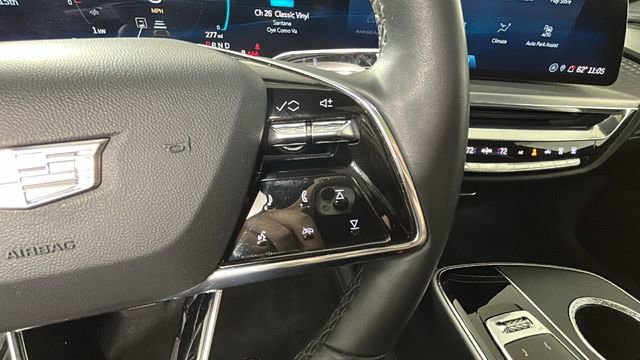 Used 2024 Cadillac Lyriq Luxury AWD/4WD image 17