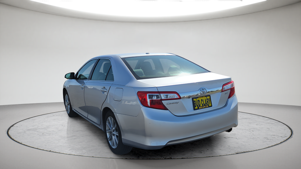 Used 2013 Toyota Camry XLE w/ Leather Pkg FWD image 18