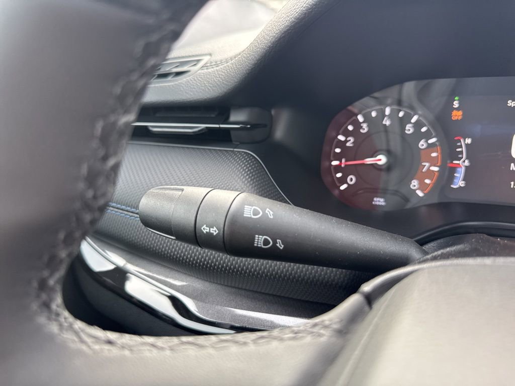 New 2026 Jeep Compass Latitude image 13