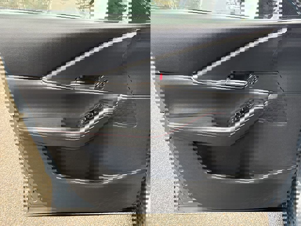 Used 2023 MAZDA CX-30 AWD 2.5 S w/ Preferred Package image 22