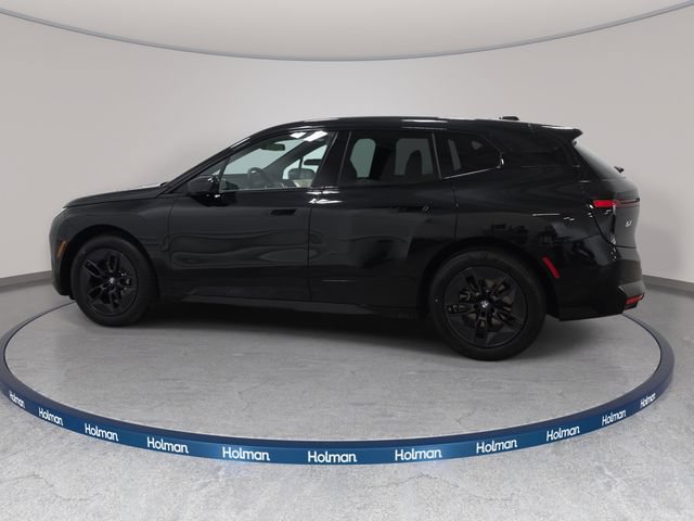 Certified 2026 BMW iX xDrive45 AWD/4WD image 8