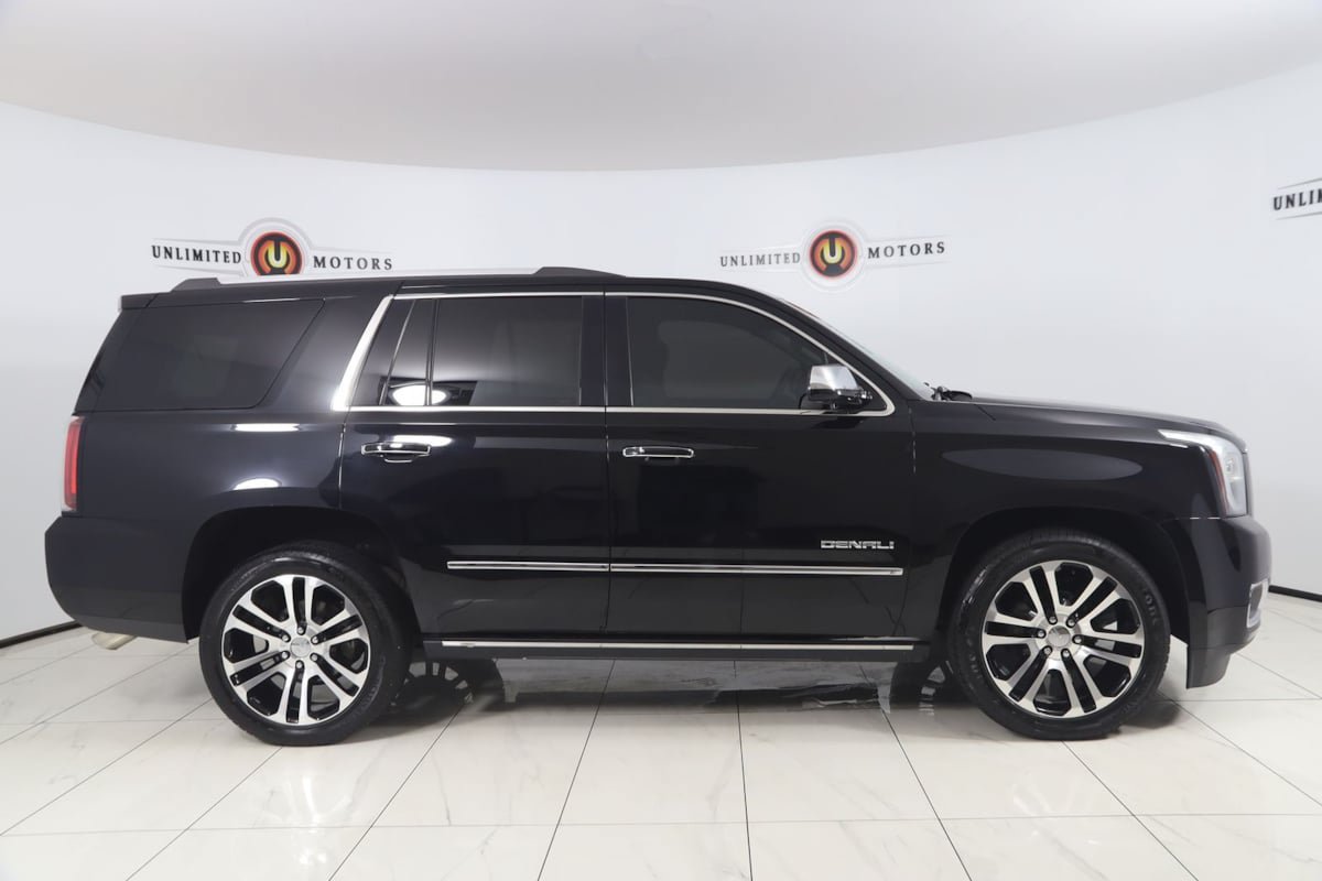 Used 2018 GMC Yukon Denali w/ Denali Ultimate Package AWD/4WD image 2