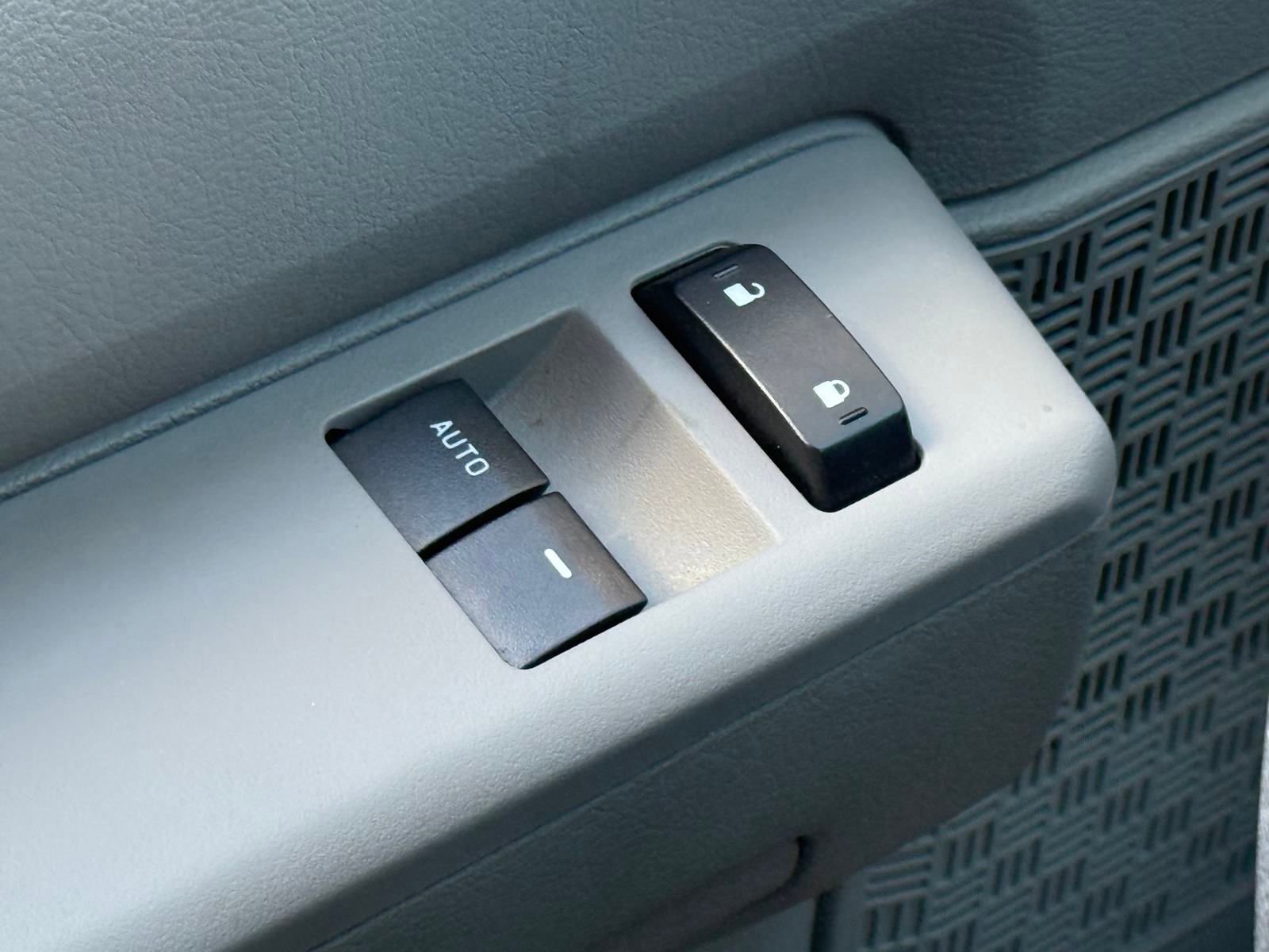 New 2024 Ford E-450 and Econoline 450 Super Duty w/ Power Windows & Locks Group image 34