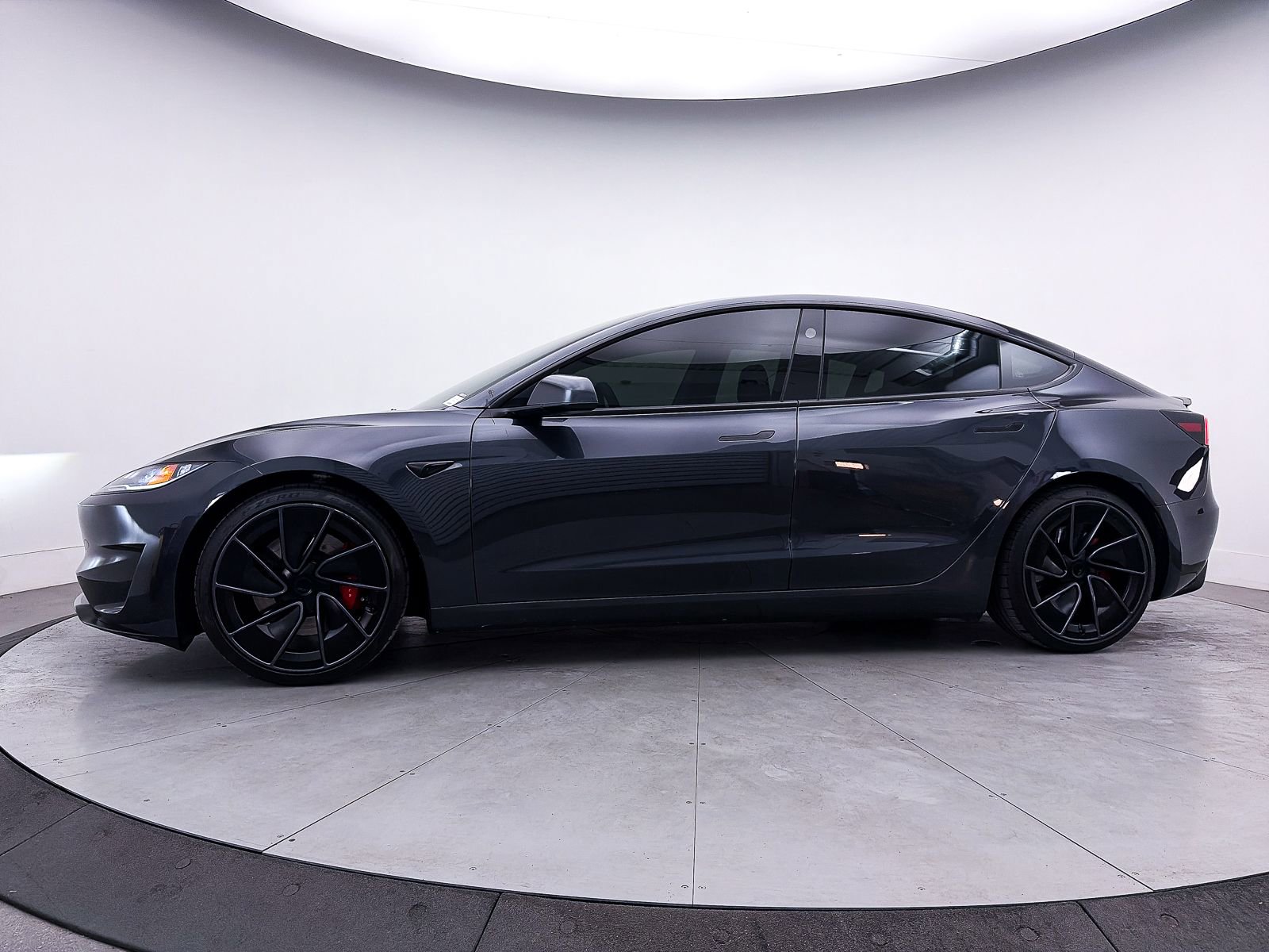 Used 2024 Tesla Model 3 Performance image 34