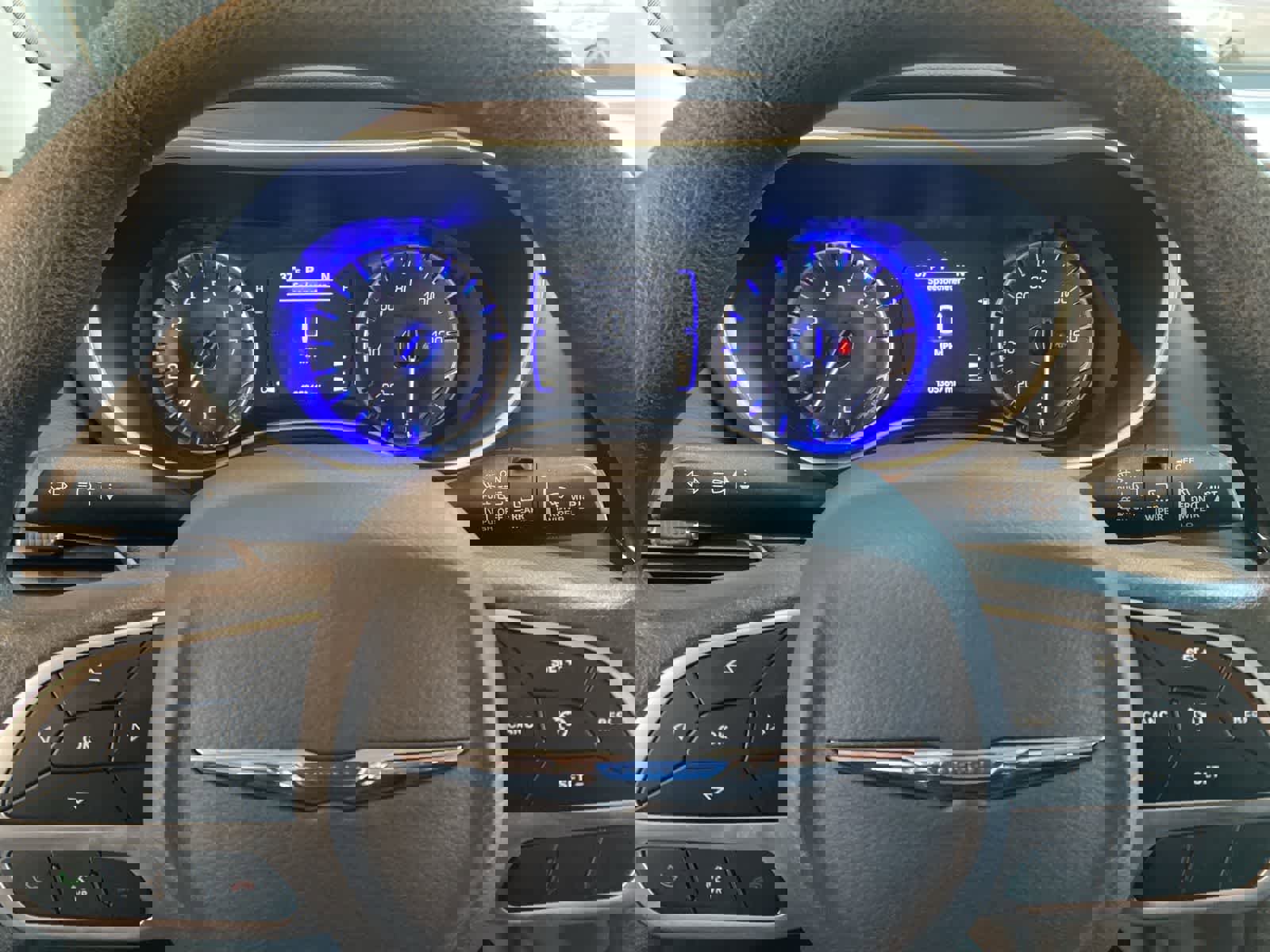 Used 2018 Chrysler Pacifica Touring Plus image 19