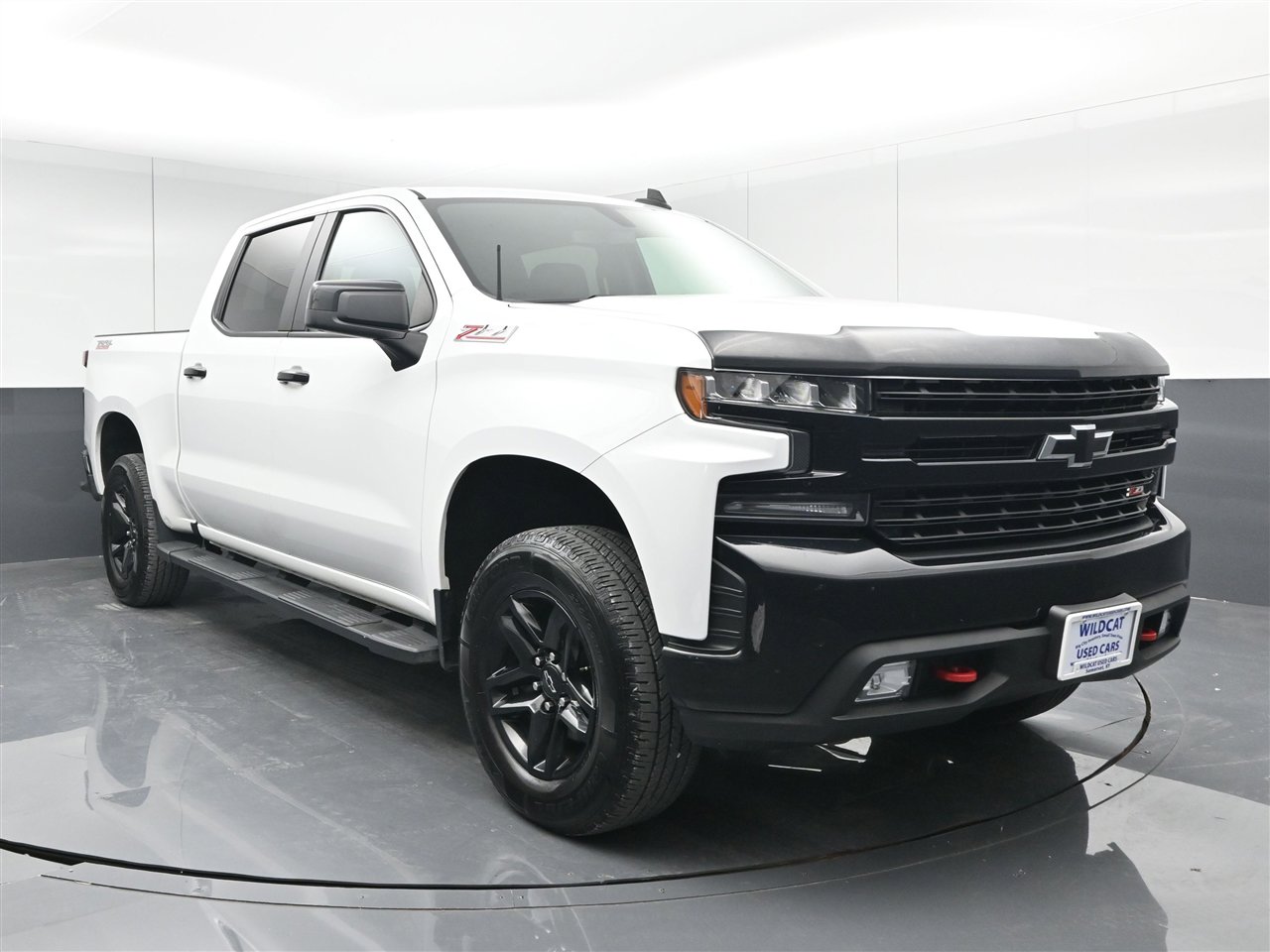 Used 2021 Chevrolet Silverado 1500 LT Trail Boss w/ Convenience Package II image 1