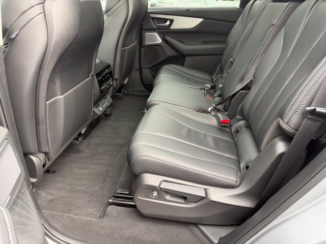 Used 2026 Acura MDX w/ Technology Package AWD/4WD image 17