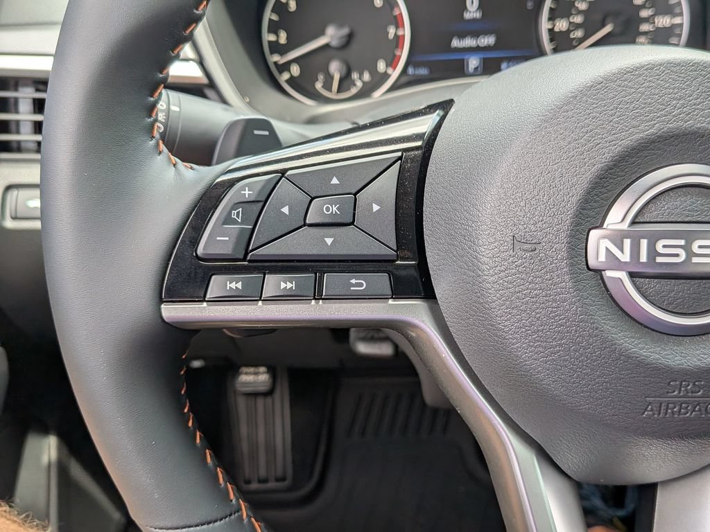 New 2026 Nissan Altima 2.5 SR w/ SR Midnight Edition Package FWD image 24
